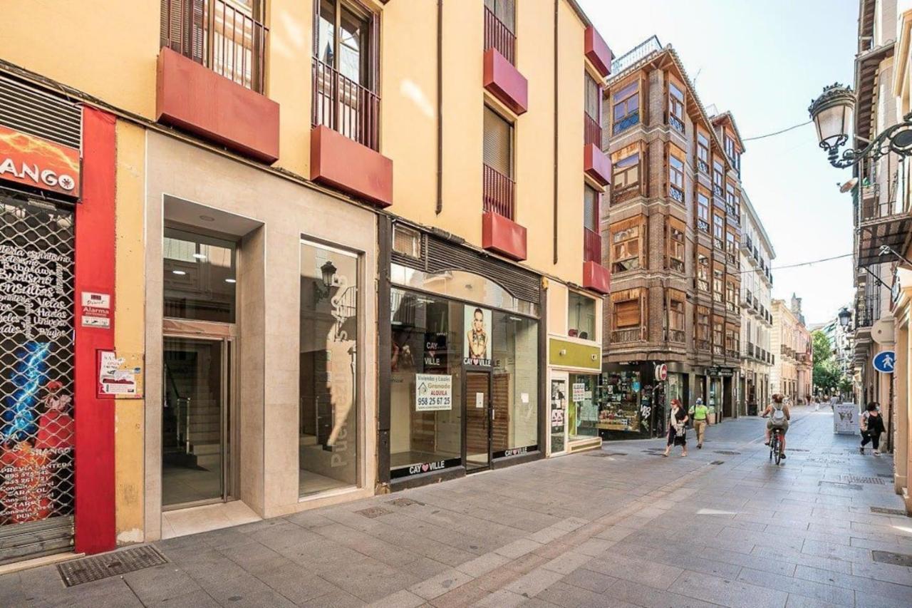 Modern Apartment In The Heart Of Granada Exterior foto